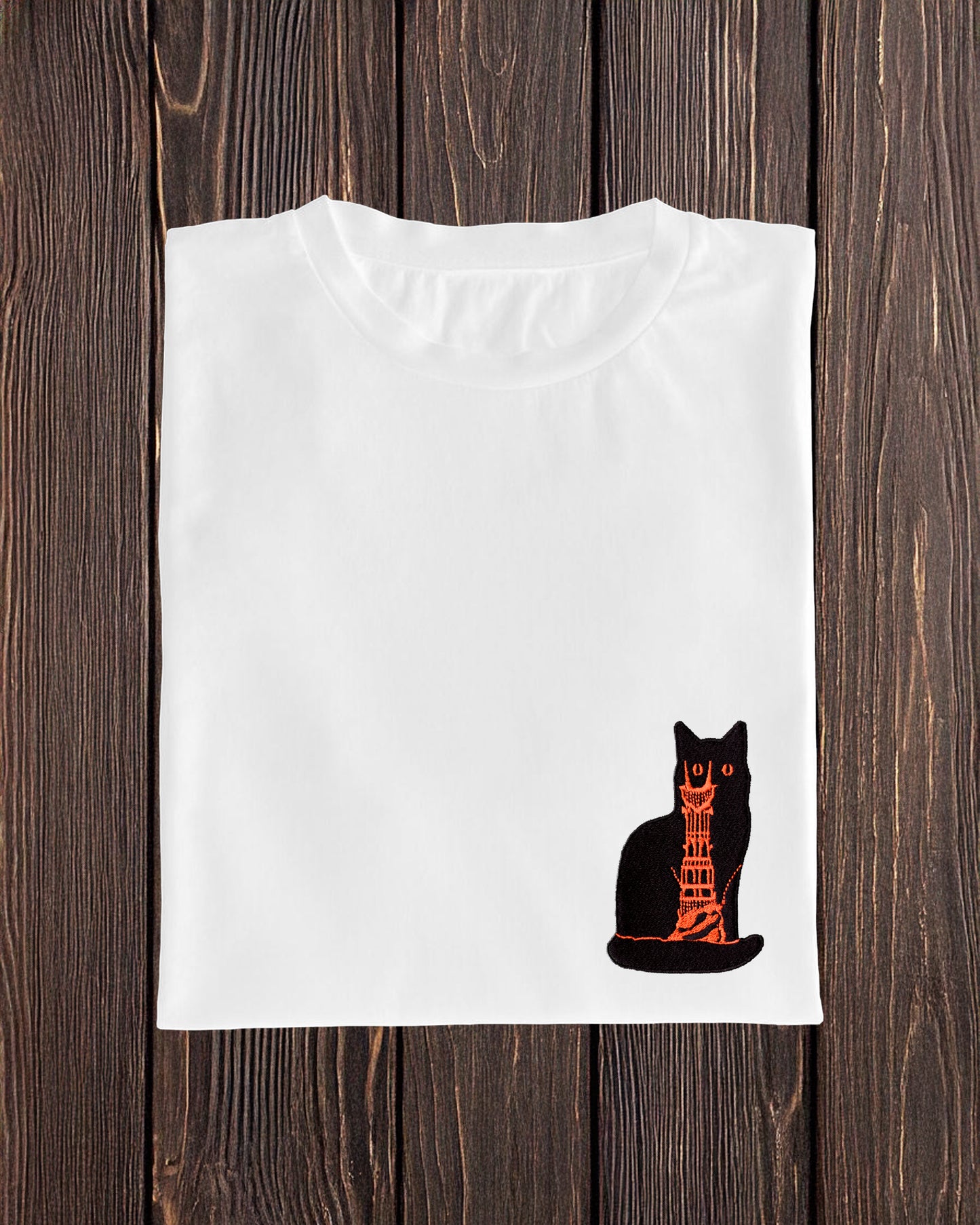 Pawron’s Gaze Embroidered Tshirt